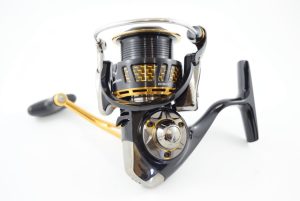 Daiwa モアザン3000 BRANZINO morethanbranzino_r4_prod.jpg